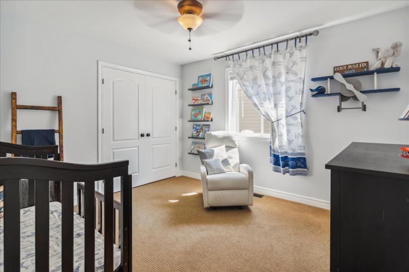 Property listing for 60 Pumpkin Pass, Binbrook, ON