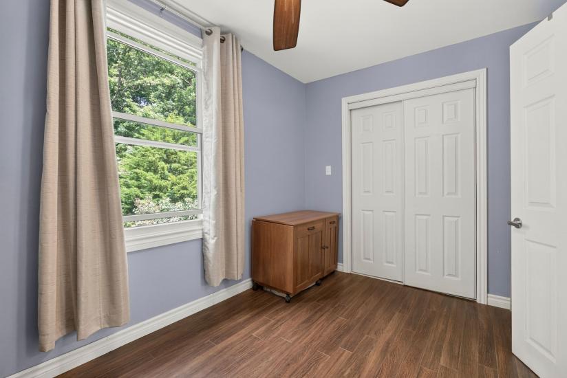 Property listing for 47 Witherspoon St., Dundas, ON