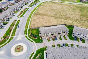 Property listing for #5-370 Stonehenge Dr., Ancaster, ON