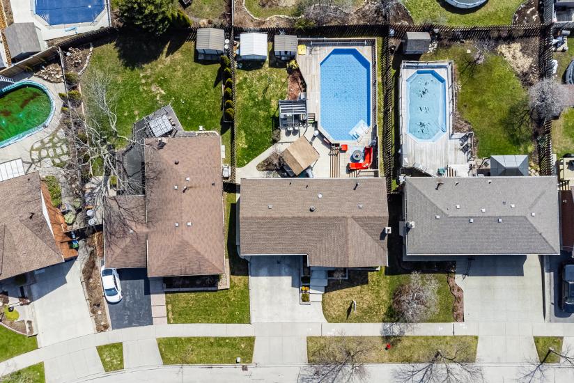 Property listing for 20 Ackland St., Hamilton, ON