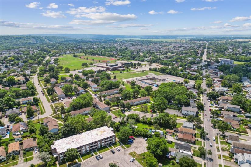 Property listing for 63 Pelham Rd., St. Catharines, ON