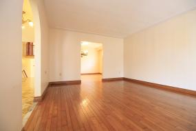 Property listing for 56 Albion Falls Blvd., Hamilton, ON