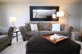 Property listing for 85 Meadow Wood Cres., Stoney Creek, ON