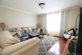Property listing for 663 Dunn Ave., Hamilton, ON