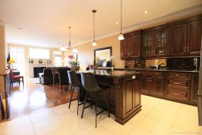 Property listing for #11-10 Greenbrook Dr., Stoney Creek, ON