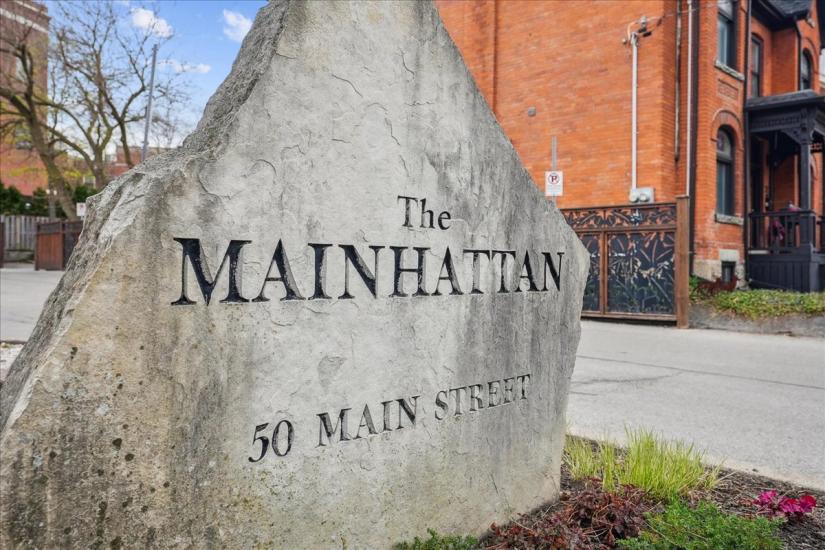 Property listing for #313-50 Main St., Dundas, ON