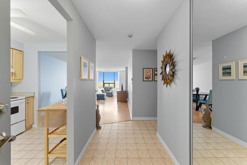 Property listing for #306-5 Ogilvie St., Dundas, ON