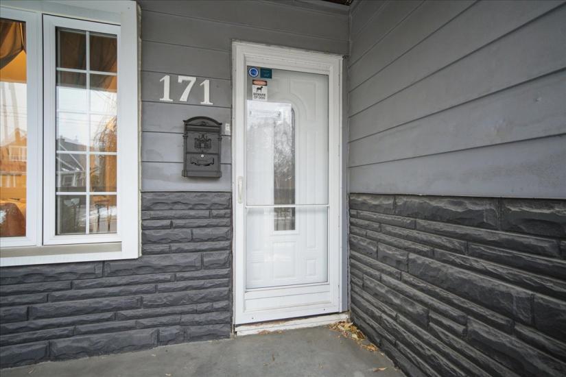 Property listing for 171 Paling Ave., Hamilton, ON