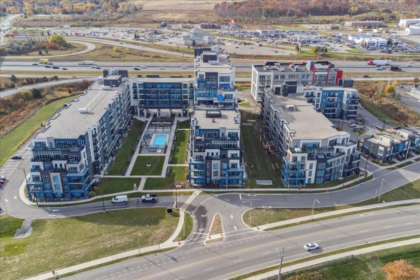 Property listing for #149-16 Concord Place, Grimsby, ON