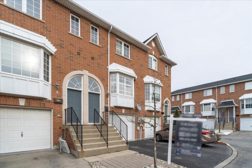Property listing for #3-437 Highway 8, Stoney Creek, ON