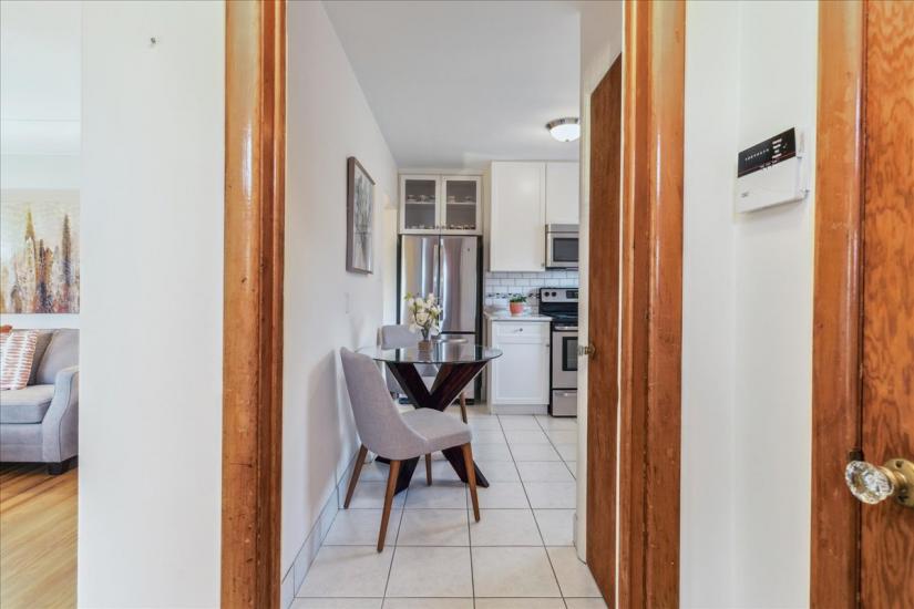 Property listing for 272 East 44th St., Hamilton, ON