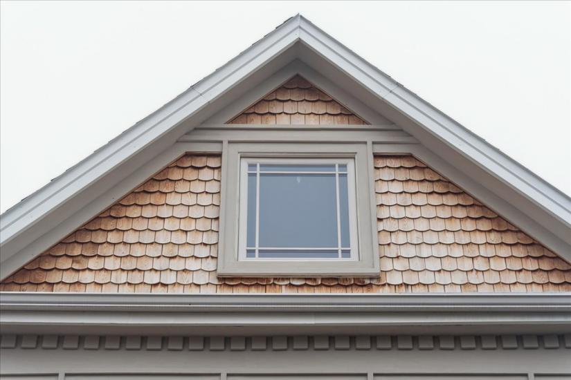 Property listing for 42 Chatham St., Hamilton, ON