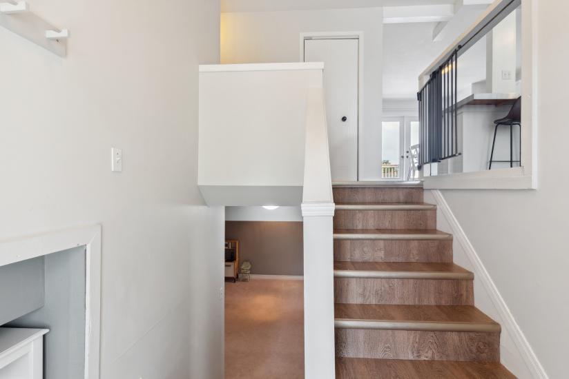 Property listing for 11 Anderson Cres., Smithville, ON