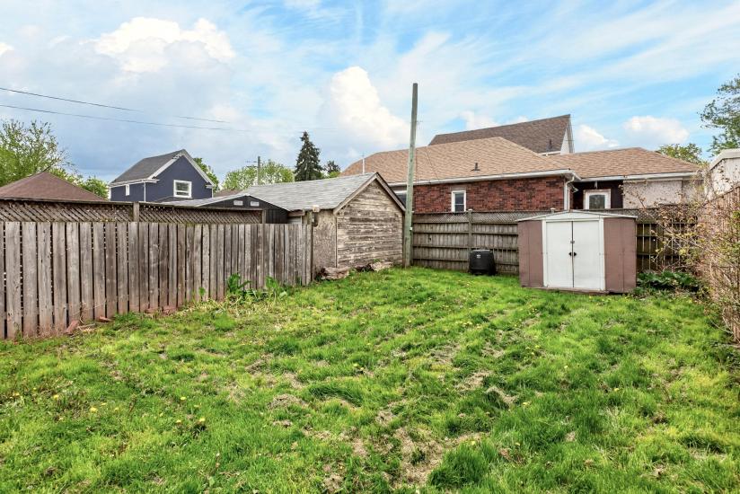 Property listing for 1236 Cannon St. E., Hamilton, ON