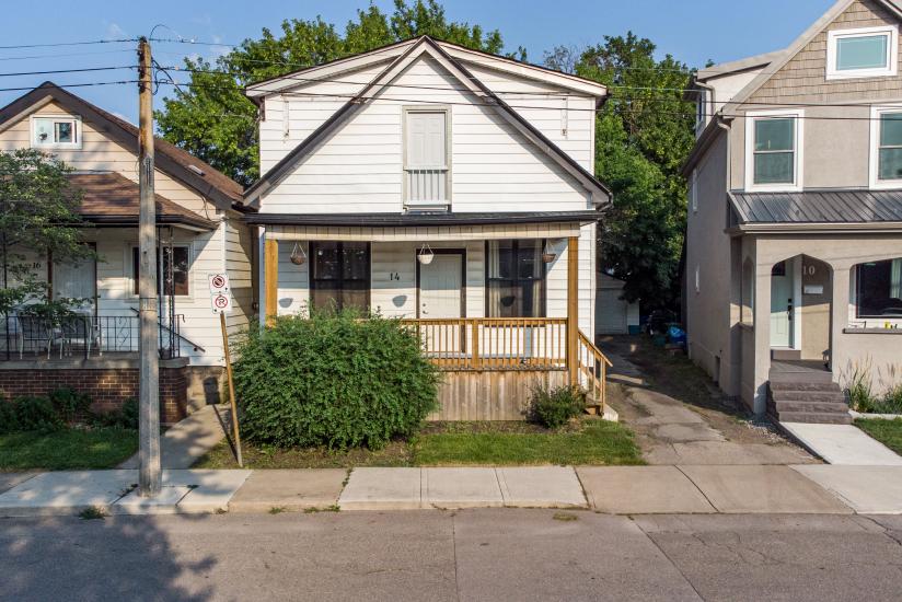 Property listing for 14 Fairview Ave, Hamilton, ON