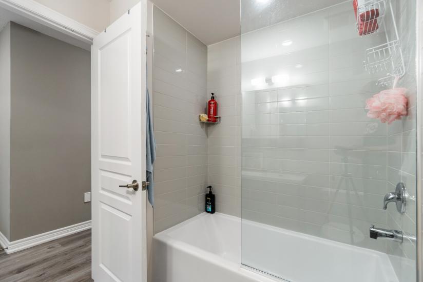 Property listing for #66-1890 Rymal Rd., Hannon, Ontario