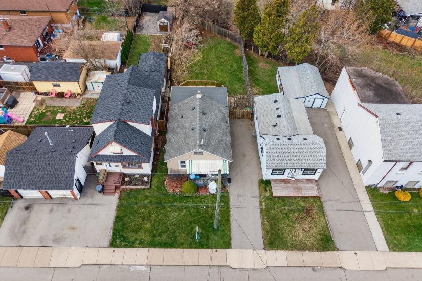 Property listing for 663 Tate Ave., Hamilton, ON