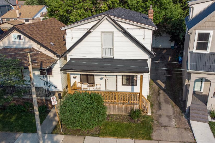 Property listing for 14 Fairview Ave, Hamilton, ON