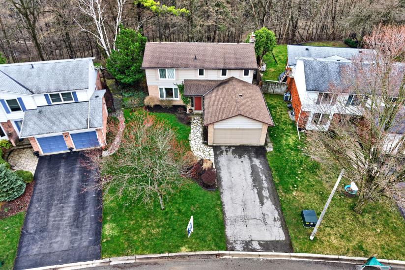 Property listing for 103 Turnbull Rd., Dundas, ON