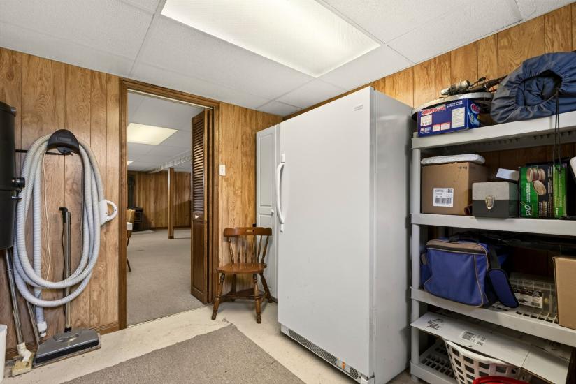 Property listing for 958 Highland Rd. E., Stoney Creek, ON