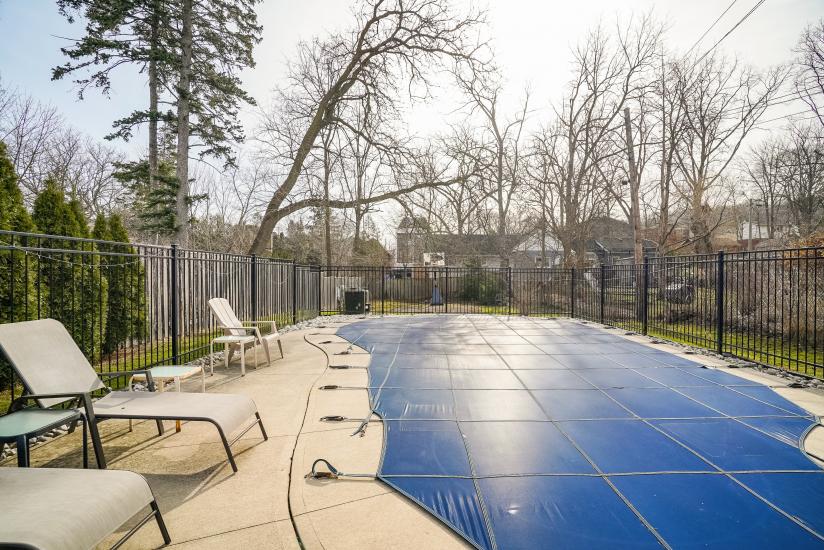 Property listing for 85 Hyde Park Ave, Hamilton, ON