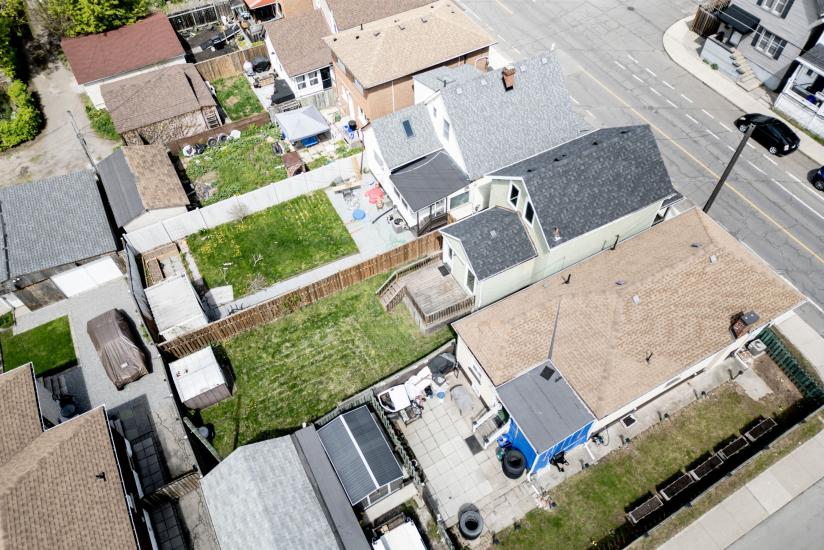 Property listing for 1236 Cannon St. E., Hamilton, ON