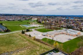 Property listing for #5-370 Stonehenge Dr., Ancaster, ON