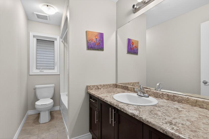 Property listing for 79 Dolomiti Crt., Stoney Creek, ON