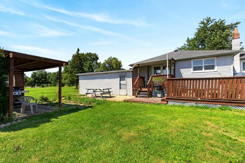 Property listing for 958 Highland Rd. E., Stoney Creek, ON