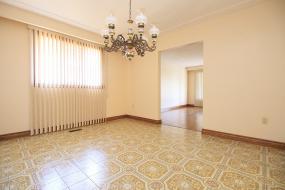 Property listing for 56 Albion Falls Blvd., Hamilton, ON
