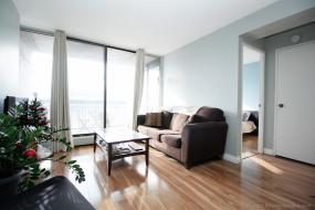 Property listing for #2705-150 Charlton Ave. E., Hamilton, ON