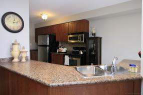 Property listing for 85 Meadow Wood Cres., Stoney Creek, ON