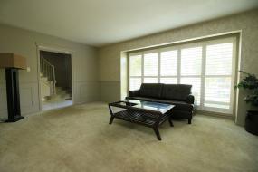 Property listing for 36 Terrace Dr., Dundas, ON
