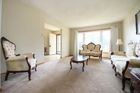 Property listing for 182 Solomon Cres., Hamilton, ON