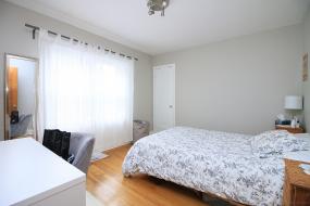 Property listing for 15 Hollywood St. S., Hamilton, ON