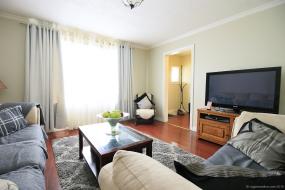 Property listing for 663 Dunn Ave., Hamilton, ON