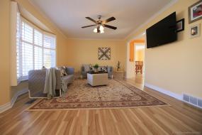 Property listing for 9 Barbara St., Smithville, Ontario