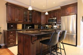 Property listing for #11-10 Greenbrook Dr., Stoney Creek, ON