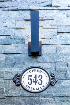 Property listing for 543 Upper Sherman Ave., Hamilton, ON