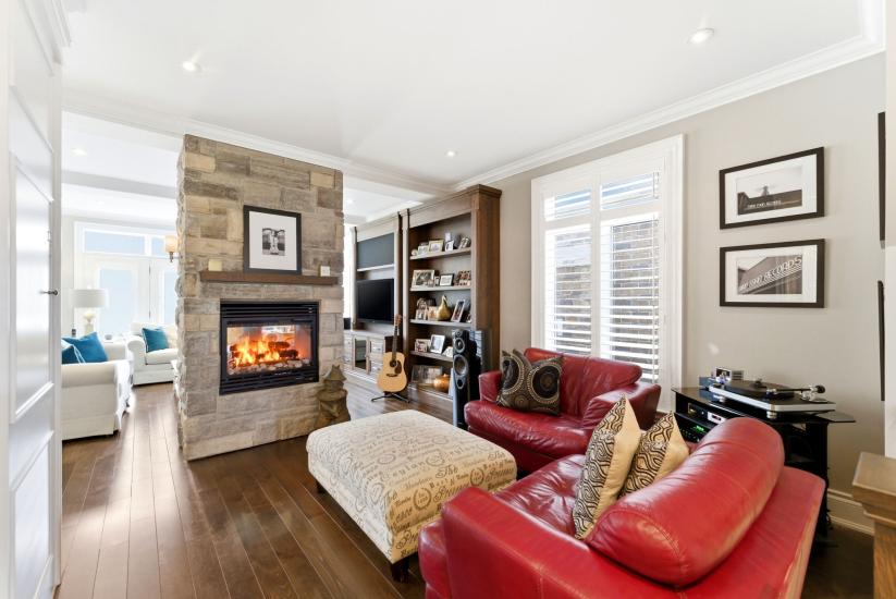 Property listing for 67 Alma St., Dundas, ON