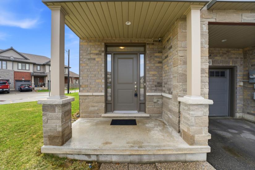 Property listing for #160-77 Diana Ave., Brantford, ON