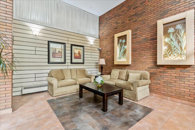 Property listing for #305-222 Jackson St. W., Hamilton, ON