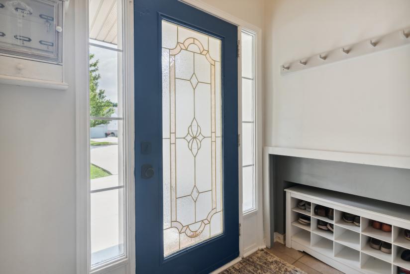 Property listing for 11 Anderson Cres., Smithville, ON
