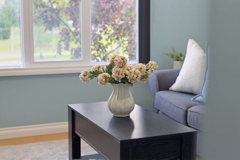 Property listing for 15 Seneca St. S., Cayuga, ON