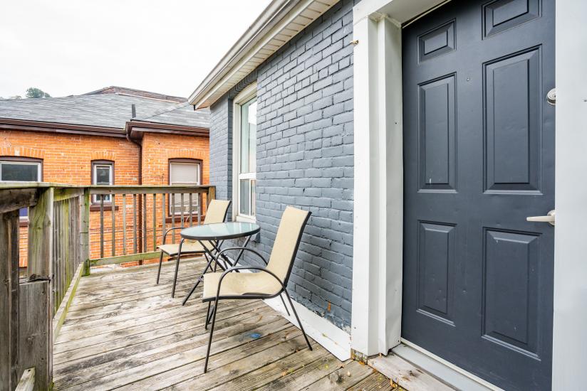 Property listing for 9 Blythe St., Hamilton, ON