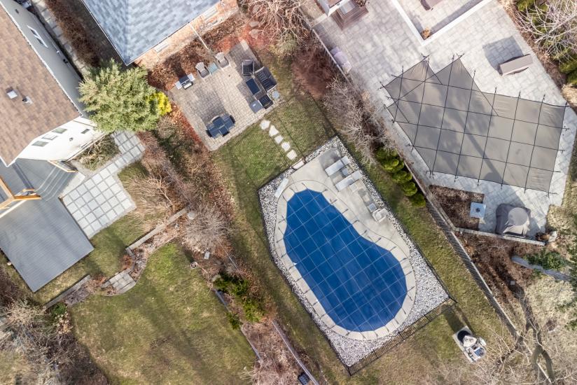 Property listing for 85 Hyde Park Ave, Hamilton, ON