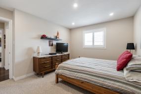Property listing for 1363 Upper Paradise Rd., Hamilton, ON
