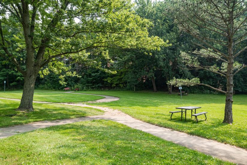 Property listing for #1102-1966 Main St. W., Hamilton, ON