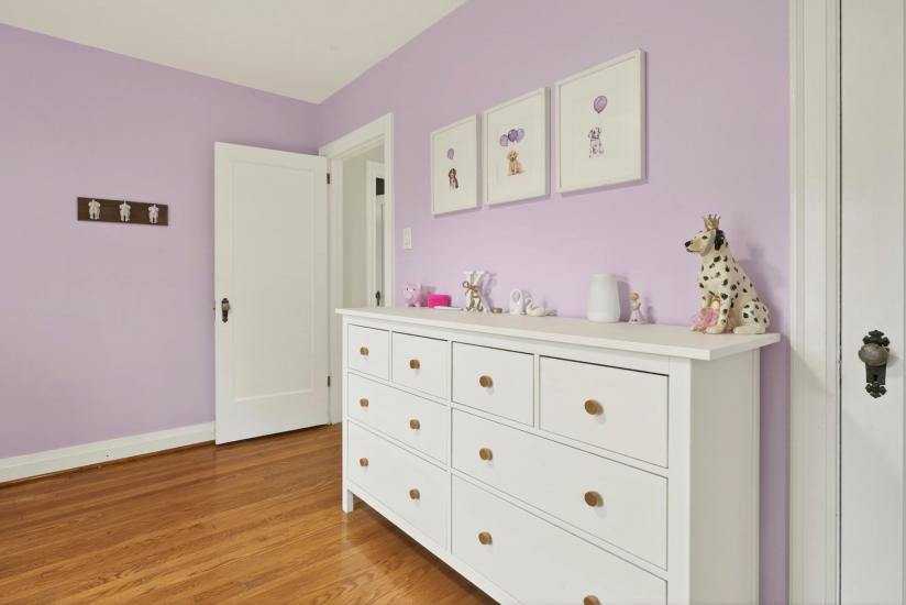 Property listing for 13 Tweedsmuir Ave., Dundas, ON