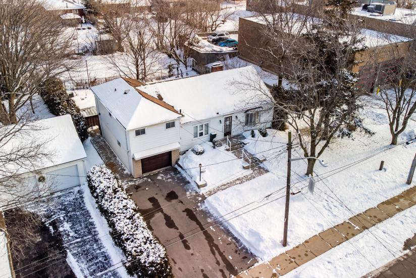 Property listing for 14 Durham Rd., Hamilton, ON